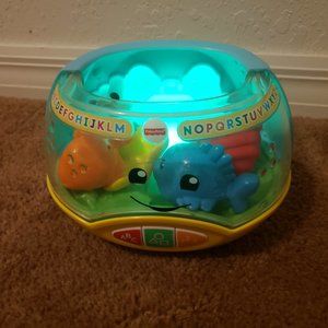 Fisher-Price Laugh & Learn Magical Lights Fishbowl New